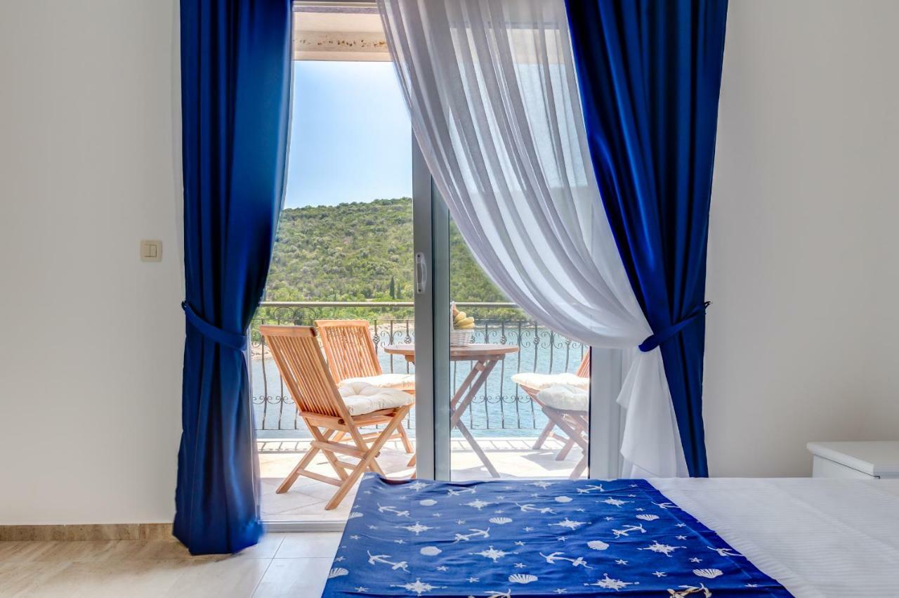 Villa San Apartments Τίβατ Εξωτερικό φωτογραφία