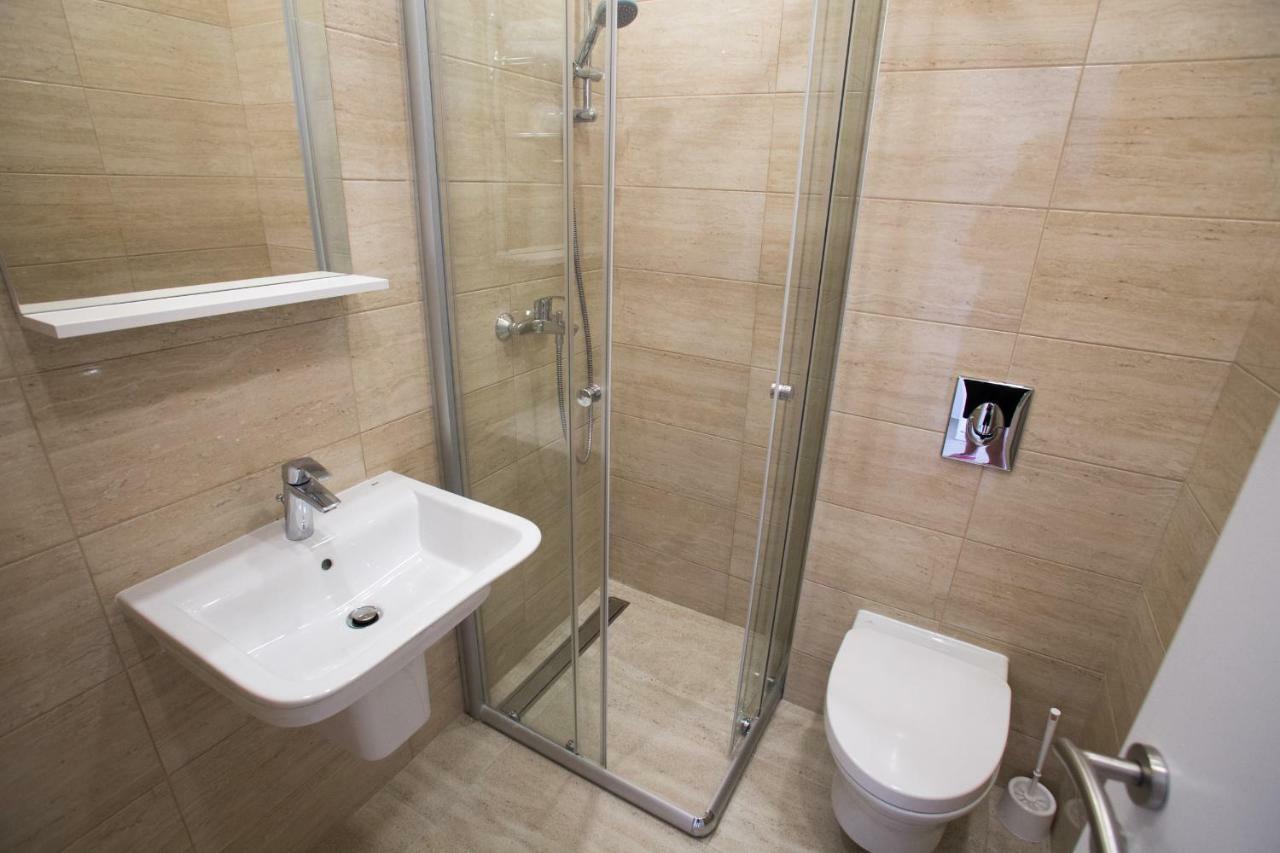 Villa San Apartments Τίβατ Εξωτερικό φωτογραφία