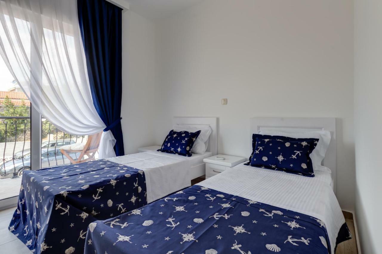 Villa San Apartments Τίβατ Εξωτερικό φωτογραφία